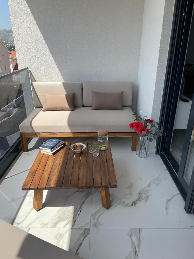 Lavender Tree - Luxury Apartments 特罗吉尔 外观 照片