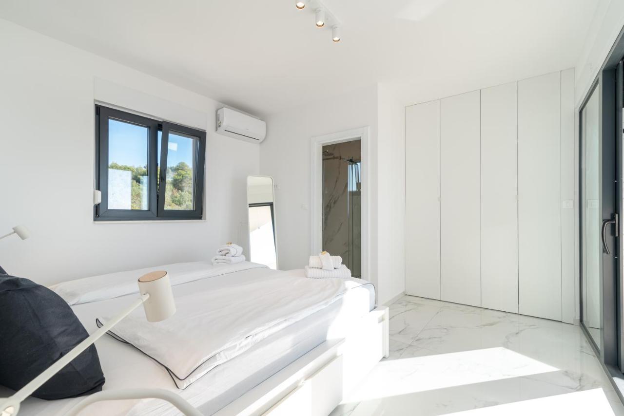 Lavender Tree - Luxury Apartments 特罗吉尔 外观 照片